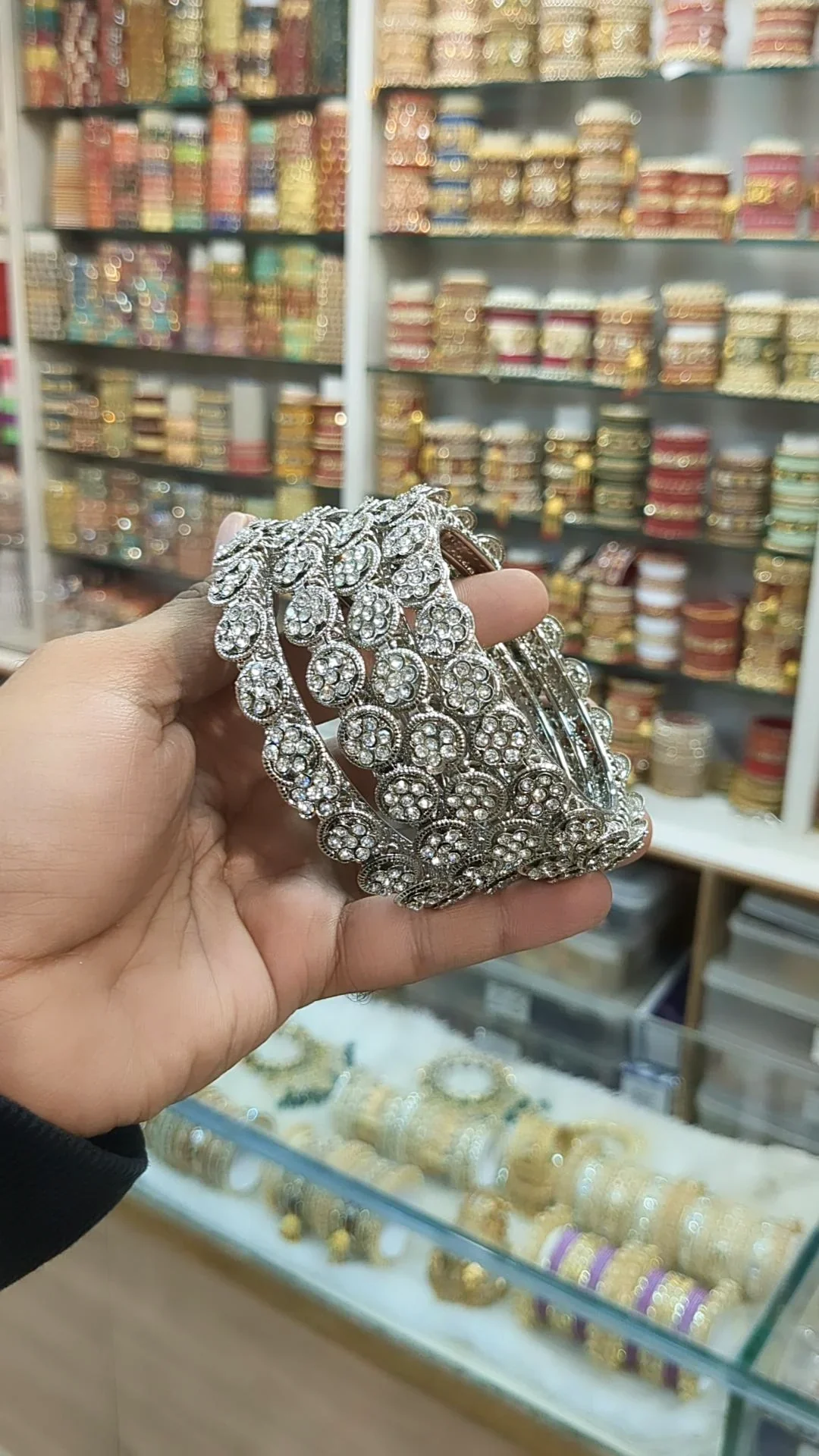 Thumb 2